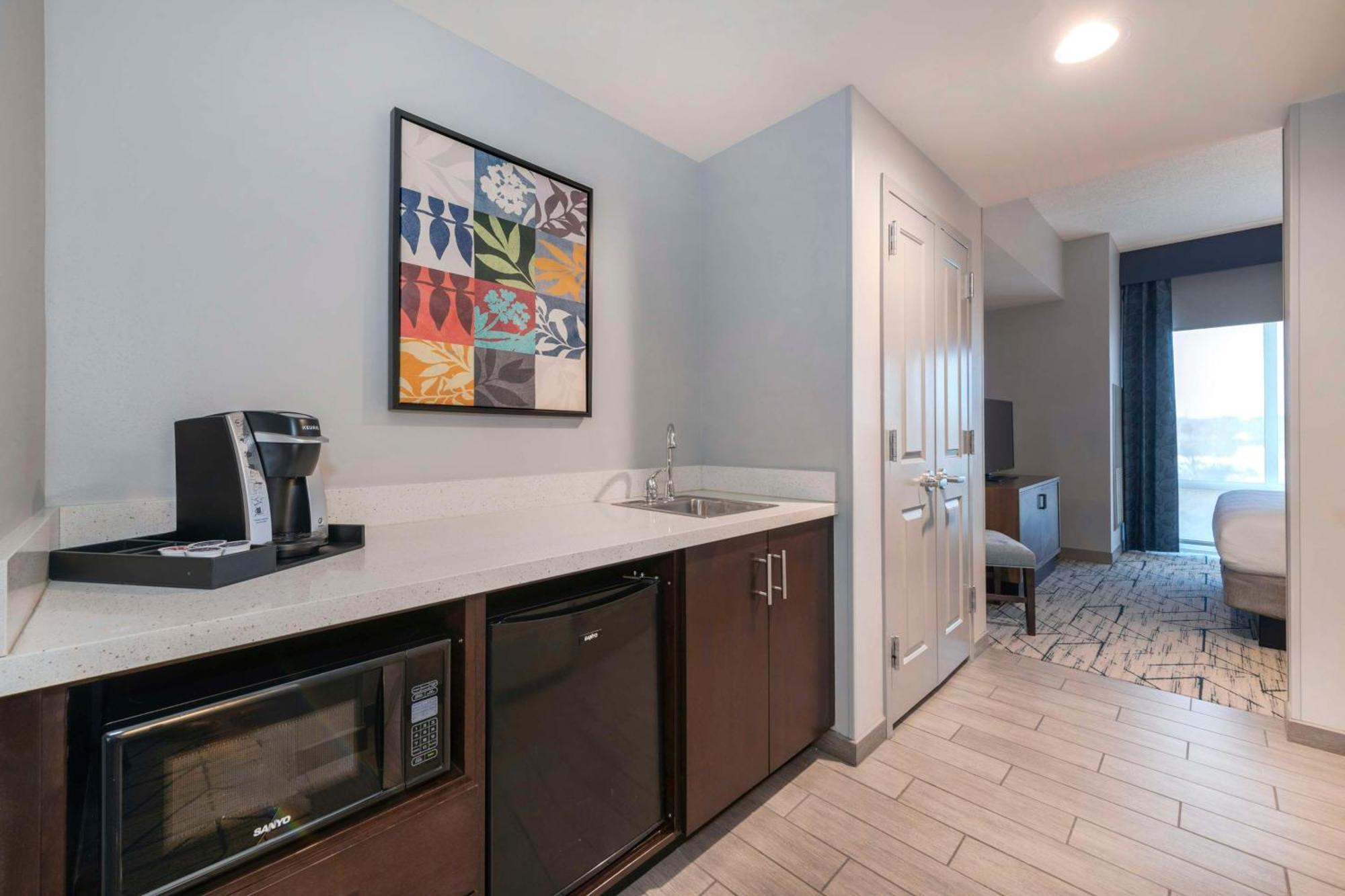 Hilton Garden Inn Raleigh קרי מראה חיצוני תמונה