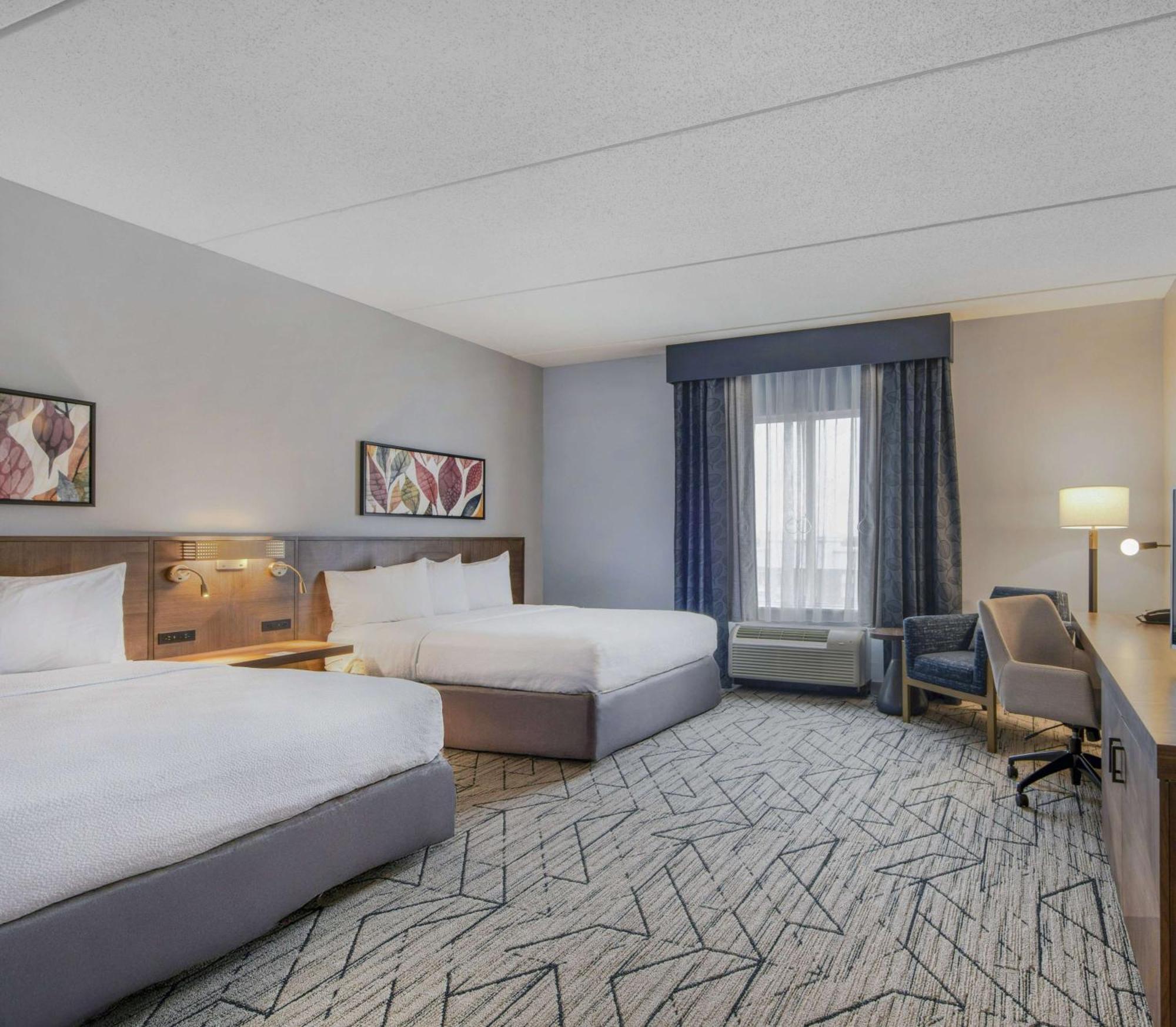 Hilton Garden Inn Raleigh קרי מראה חיצוני תמונה